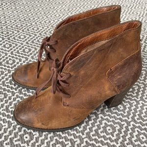 Brown Leather Lace-Up Indigo Clark’s
